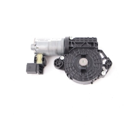 Mercedes w176 моторчик люк 0390200123 фото №1