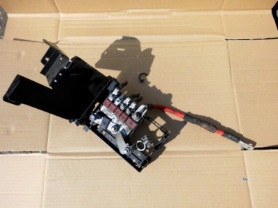 Opel zafira c 2.0 cdti клема плюсова 13462218 фото №1