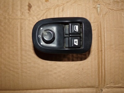 Переключатель окон панель peugeot 206 фото №1