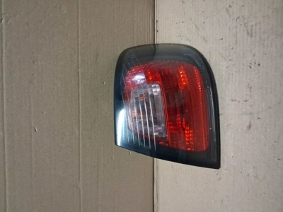 Nissan primera p11 lift лампа правий задня фото №1