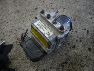 Блок управления насос abs 12202512 18043891 фото №1