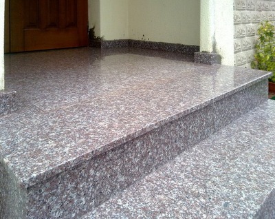 Stopień granit G664 Królewski Brąz poler 150x33x2