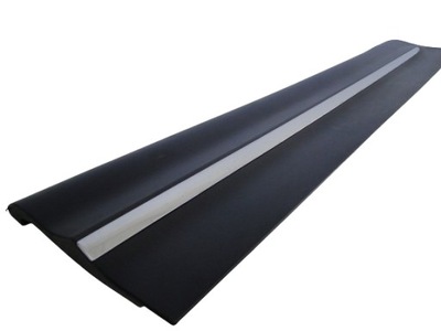 Mercedes glb 247 x247 молдинг na двері передні ліва amg фото №1