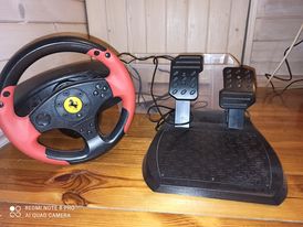 Kierownica Thrustmaster Ferrari Red Legend Edition