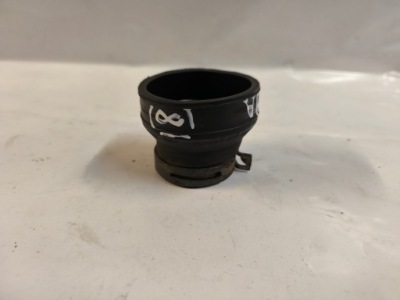 Шланг труба турбіни 2.0 tdi 140km bkd vw passat 1k0129627b фото №1