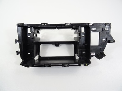 Vw polo 2g lift r-line рамка радио панели 2g1858005b фото №1