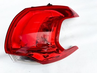 Peugeot 2008 лампа задняя правая 9678074380 оригинал фото №1