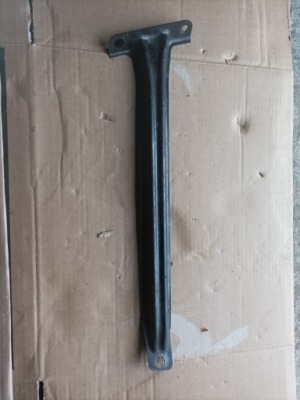 Mercedes w213 e-klasa усилитель кронштейн фото №1