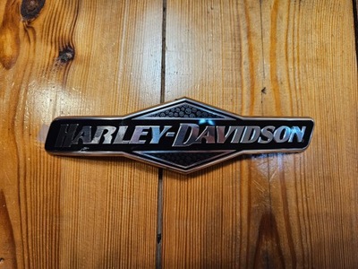 HARLEY DAVIDSON ЭМБЛЕМА ЛЕВЫЙ ОРИГИНАЛЬНЫЙ SALON WROCŁAW ПОЛЬША 62299-06