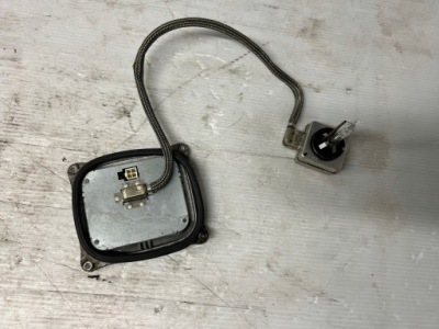 130732915301 renault левый передний модуль ксенон фото №1