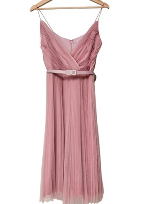 Różowa tiulowa sukienka ramiączka z paskiem 34