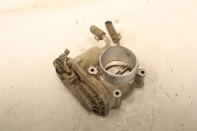 Дроссельная заслонка toyota yaris iii lift 1.4 фото №1