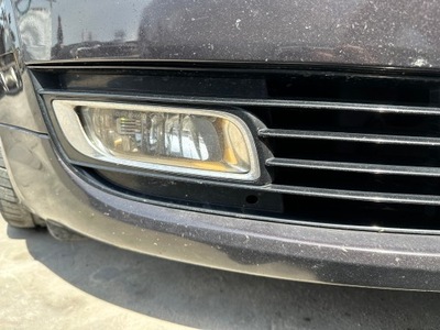 Протитуманна фара правий audi a8 d3 ii lift фото №1