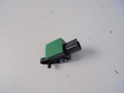 Датчик удару vw passat b7 1.6 tdi 11 r фото №1