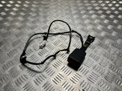 Клипса поперечина сиденье перед правый  mitsubishi eclipse cross 17- фото №1