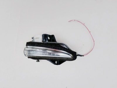 Lexus ct es is ls rc правий поворотник дзеркало фото №1