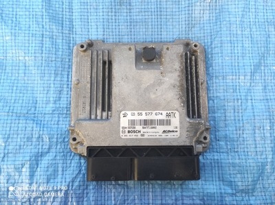Бортовой компьютер блок управления 55577674 opel insignia 2.0 cdti фото №1