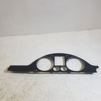 Рамка накладка спідометра volkswagen passat b6 3c0858335am фото №1