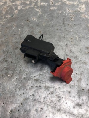 Клема розподільник струму bmw f10 f11 lci lift 9214243 фото №1