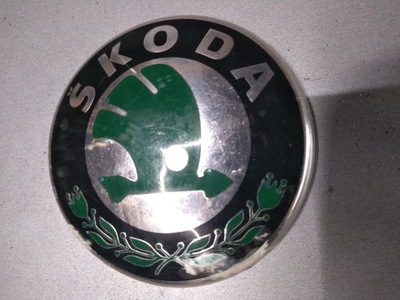 ЗНАЧЕК ЛОГОТИП SKODA OCTAVIA ЭМБЛЕМА 1U0853621B