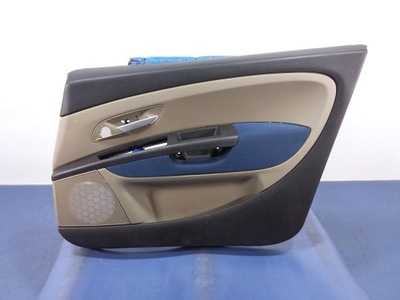 Fiat grande punto 5d оббивка двері перед права фото №1