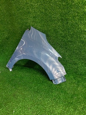 Крыло передний правый toyota yaris iv фото №1