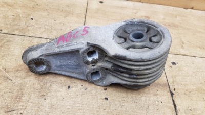 Втулка балка задняя audi a6 c5 1.8t фото №1