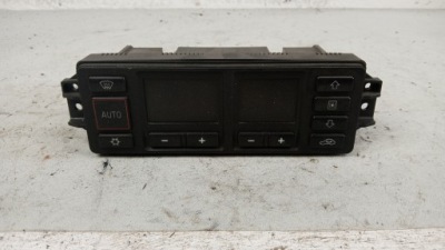 Audi a3 8l 96- панель кондиционера 8l0820043d фото №1