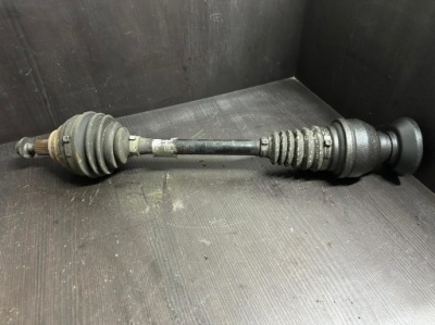 Vw tiguan приводной вал правая 4x4 2.0tdi 5n0407764k фото №1