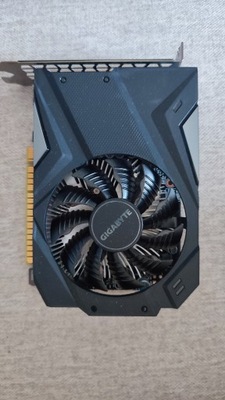 Karta graficzna Gigabyte GTX 1650 SUPER 4 GB