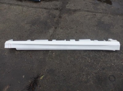 Молдинг порог правая mercedes w167 gle 2018- amg фото №1