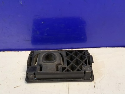 Volvo v60 2019 частини монтажні фото №1