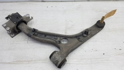 Mercedes a klasa w176 важіль перед лівий фото №1