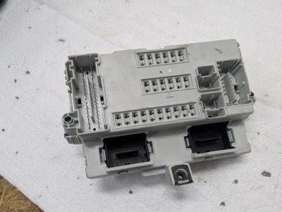 Alfa romeo giulietta блок управления модуля bcm 50521949 фото №1