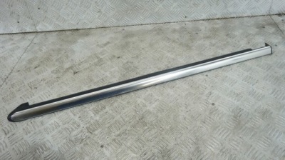 Mercedes gl x164 молдинг уплотнитель правый задний фото №1