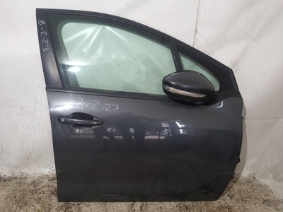 Peugeot 208 i 12-15 дверь правое перед фото №1