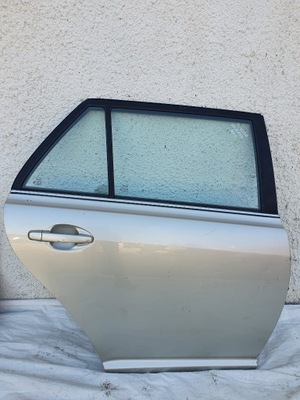 Toyota avensis t25 двері правий задня праве задні фото №1