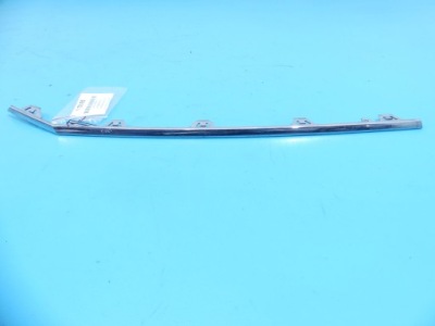 Молдинг решітка права vw passat b8 фото №1