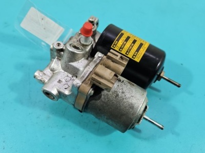 Насос abs toyota auris ii 47070-12010 фото №1