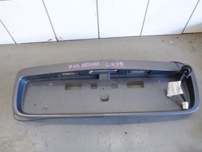 Nissan primera p12 02 накладка кришки багажника задня фото №1