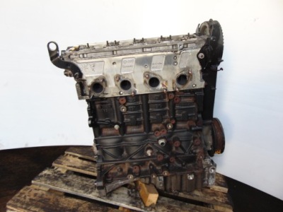 Двигун audi a4 b8 a5 8t 2.0 tdi 143km cag фото №1