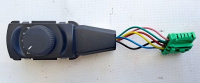 Peugeot 5008 переключатель обдув 96846886xt фото №1