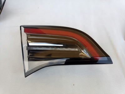 Tesla model 3 рестайлінг  фара ліва задній задня led кришка багажника фото №1