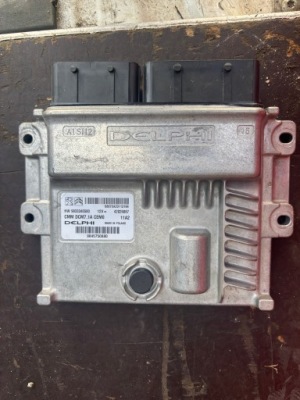 Бортовий комп'ютер двигуна nr 9845750880. фото №1