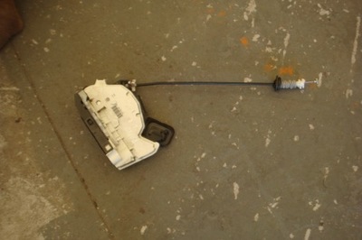 Skoda rapid 5j замок дверь левый задняя задний фото №1