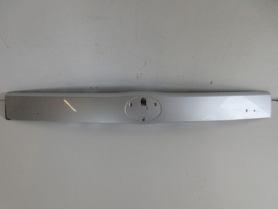 Prius iii накладка средняя задний крышки фото №1