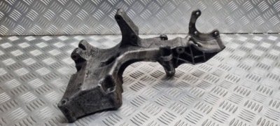 Кронштейн генератора volvo s70 v70 v70 xc 074145169b фото №1