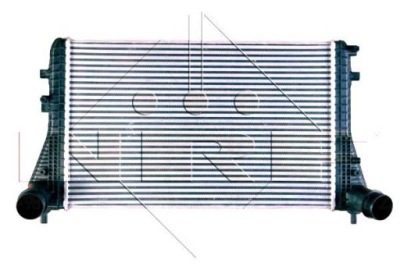 Интеркулер к vw passat cc 2,0tsi/tfsi фото №1