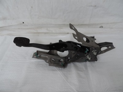 Ford ecosport педаль тормоза 8v51-2450-bg фото №1