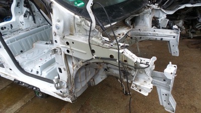 Підкрилок лонжерон чверть права передня чверть лонжерон renault zoe фото №1